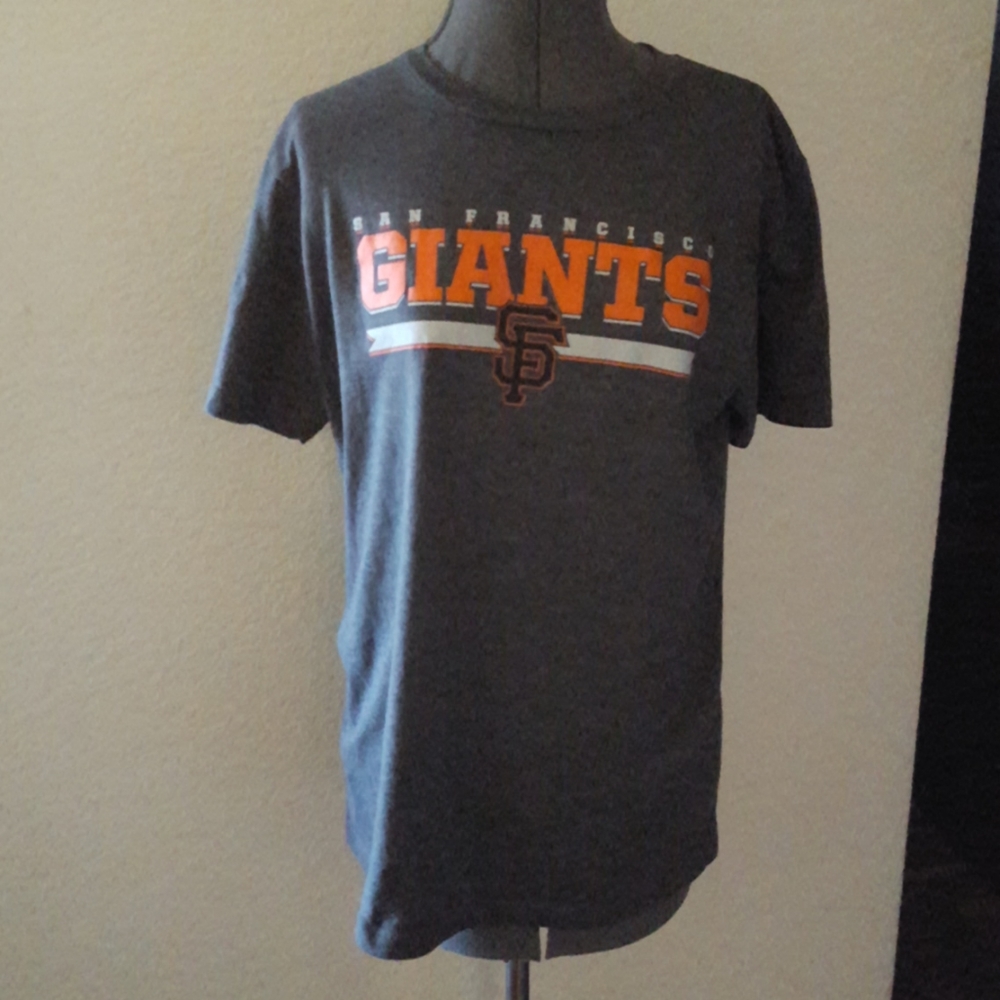 San Francisco Giants T-Shirt.